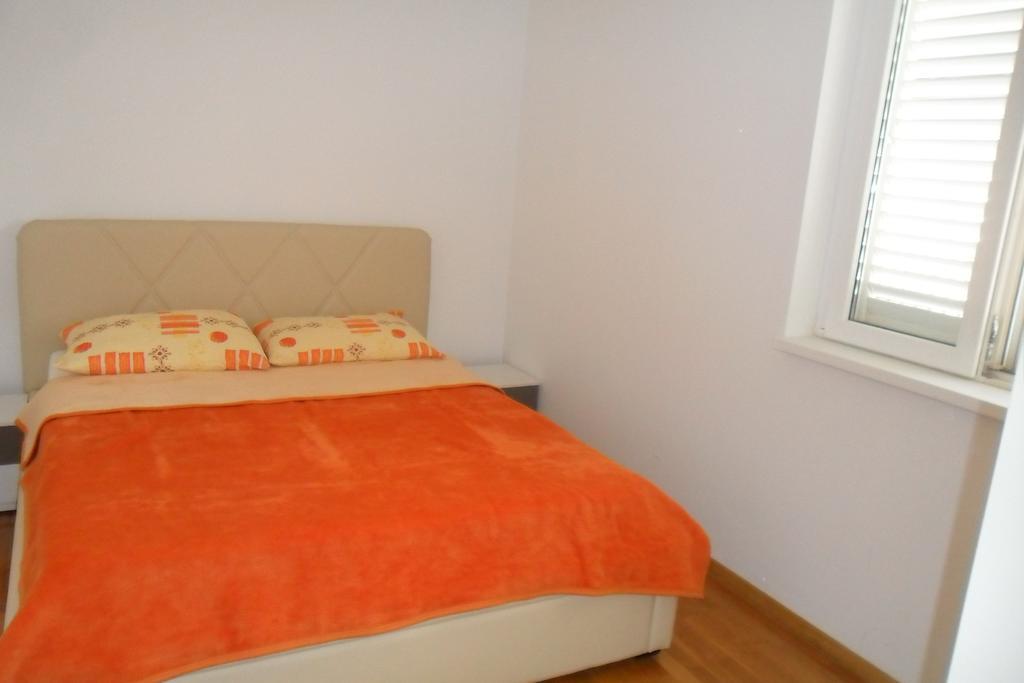 Rooms Anela With Large Common Tarrace And Beautiful Sea View ดูบรอฟนิก ห้อง รูปภาพ