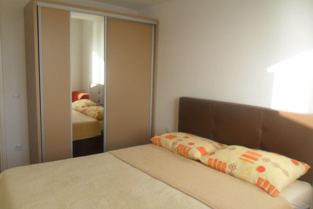 Rooms Anela With Large Common Tarrace And Beautiful Sea View ดูบรอฟนิก ห้อง รูปภาพ