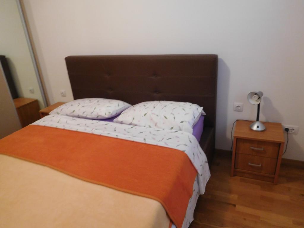 Rooms Anela With Large Common Tarrace And Beautiful Sea View ดูบรอฟนิก ภายนอก รูปภาพ