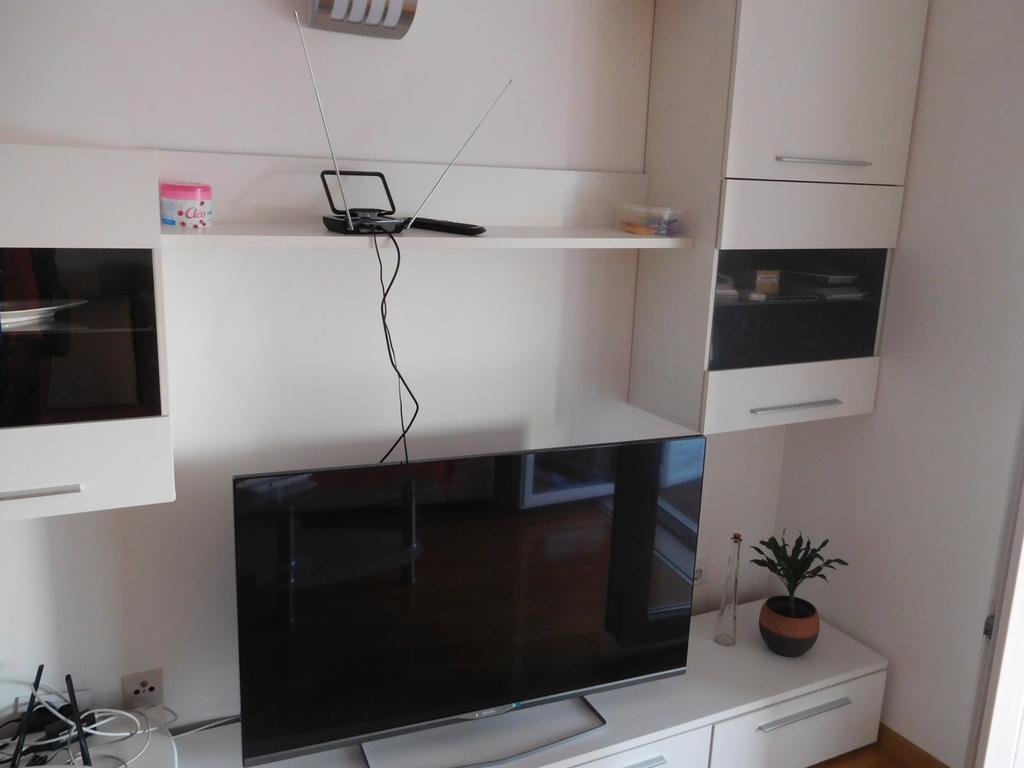 Rooms Anela With Large Common Tarrace And Beautiful Sea View ดูบรอฟนิก ภายนอก รูปภาพ