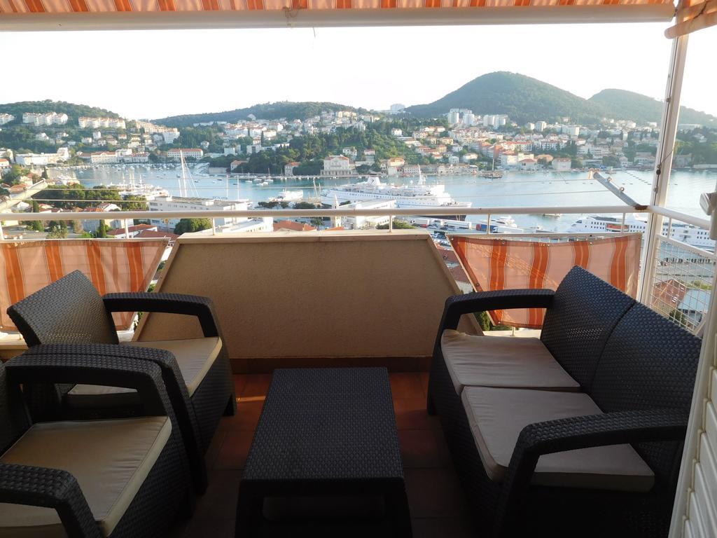 Rooms Anela With Large Common Tarrace And Beautiful Sea View ดูบรอฟนิก ภายนอก รูปภาพ