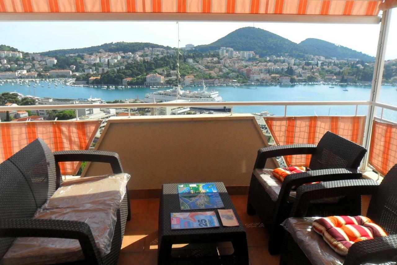 Rooms Anela With Large Common Tarrace And Beautiful Sea View ดูบรอฟนิก ห้อง รูปภาพ